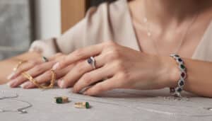 découvrez les tendances incontournables des bijoux merveilleux de cette saison pour sublimer votre style avec élégance et originalité.