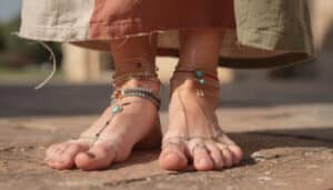 explorez les dernières tendances des bijoux pour pieds et chevilles, parfaits pour sublimer votre style bohème avec élégance et originalité.